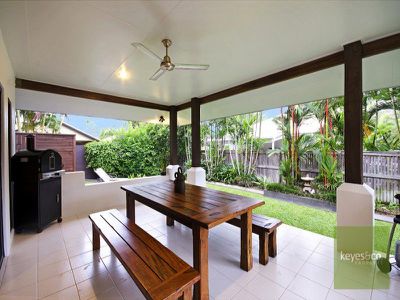 6 Barwin Court, Douglas