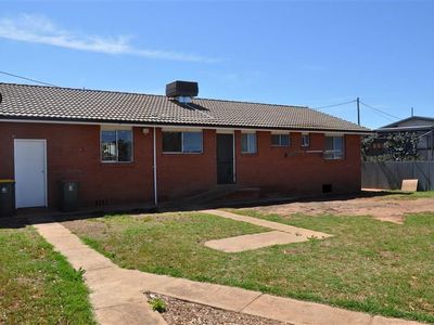 52 Mcdonnell Street, Forbes
