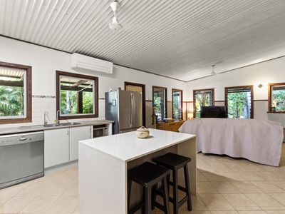 120 Kanagae Drive, Roebuck