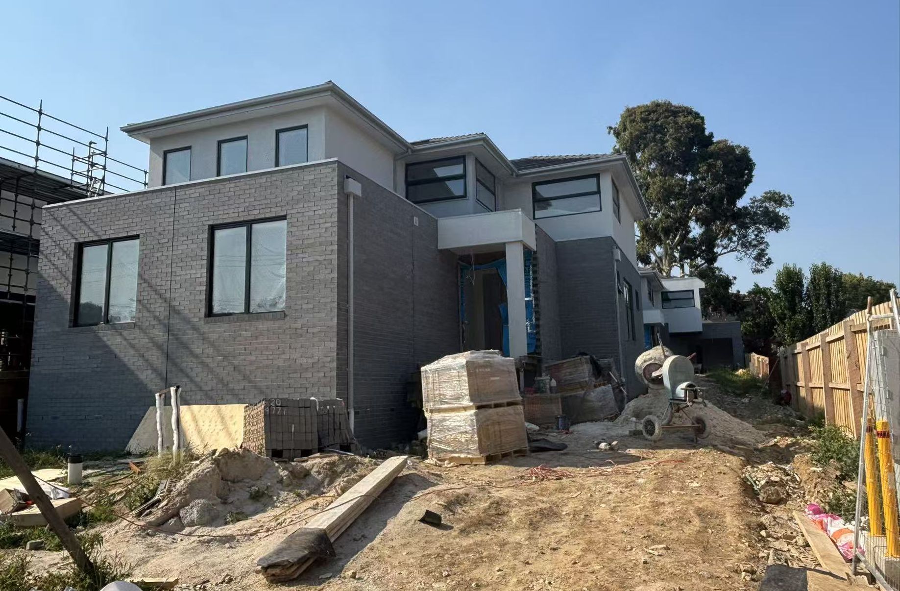 1-3 / 302 George Street, Doncaster