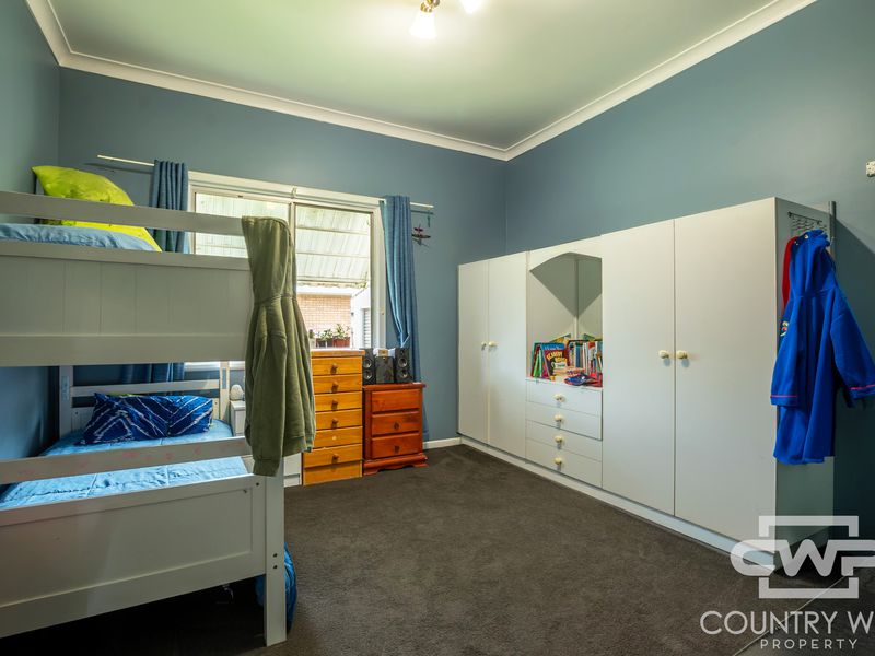 15 Mossman Street, Glen Innes