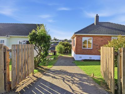 87 Clermiston Avenue, Corstorphine