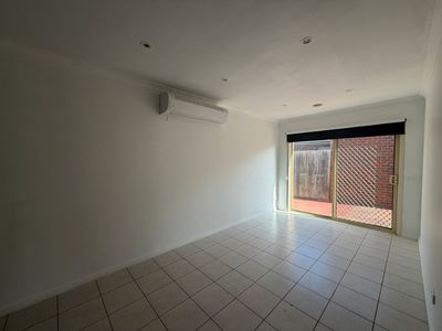 9 Swallow Street, Werribee