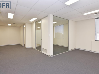 1 / 70 Discovery Drive, Bibra Lake