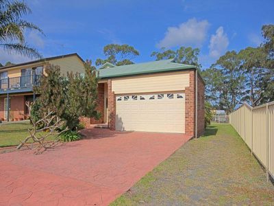 38 Ellmoos Avenue, Sussex Inlet