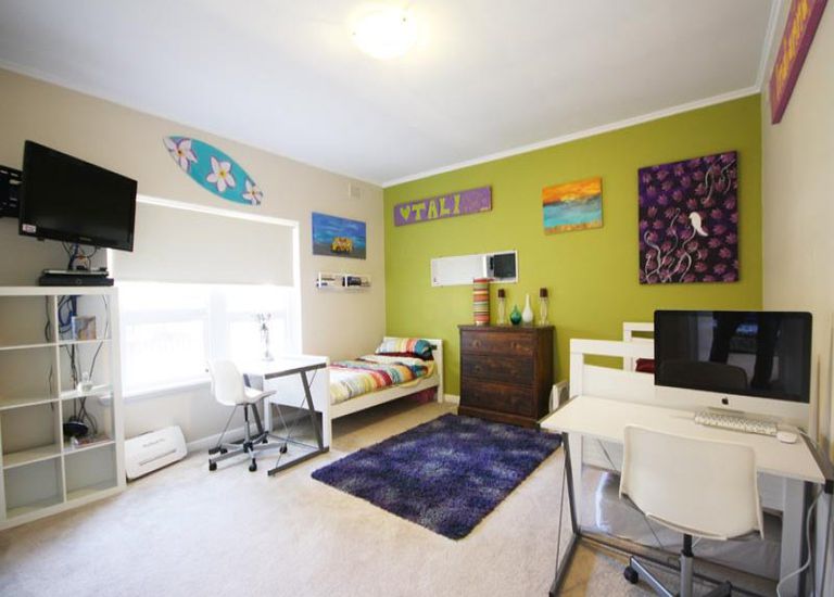 4 McLachlan Avenue, Glenelg North