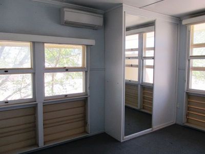 37 QUARRIAN ROAD, Longreach