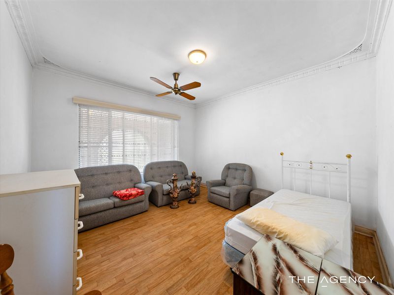 16 Young Place, Hamilton Hill
