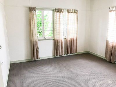 2 Thurso Street, North Booval