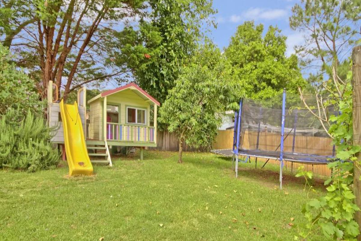 181 Brisbane Water Drive, Point Clare