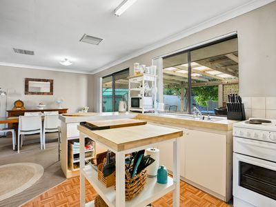 6 Ocean Place, Waikiki