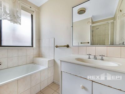 18 Beckington Crescent, Hampton Park