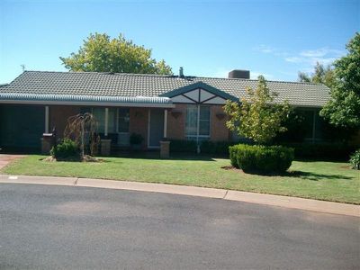 11 Eumung Street, Dubbo