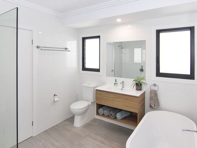 66 Pipers Bay Drive, Forster