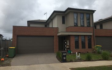 37 Millicent Parade, Officer