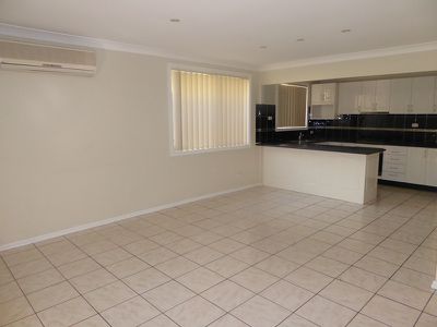 2 Derwent Place, Bossley Park