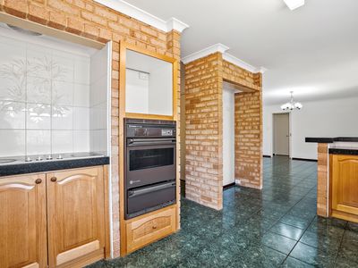 9 SCHOONER PLACE, Waikiki