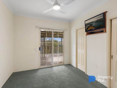 4 Graham Close, Flora Hill