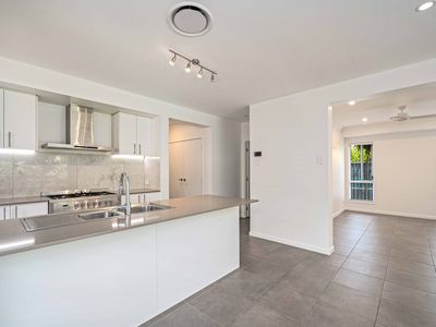 2 / 28 Corella Crescent, Mullumbimby