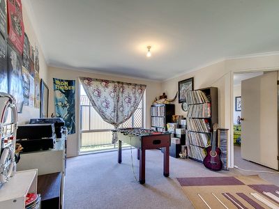 80 Federation Drive, Hillcrest