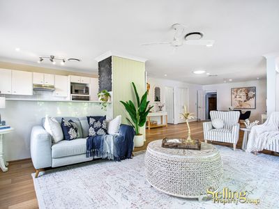 16B Oak Avenue , Surfers Paradise