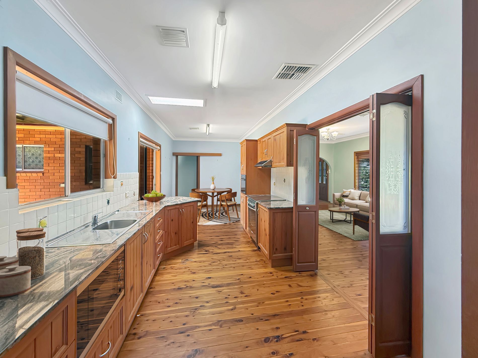 8 Brigalow Avenue, Dubbo