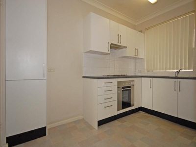10 / 12 Forest Grove, Epping