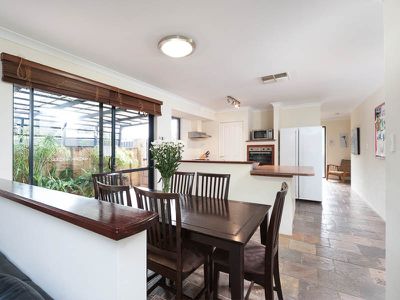10 Limerick Way    UNDER OFFER, Fremantle