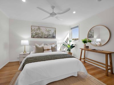 2 / 23 Sobraon Street, Sunrise Beach