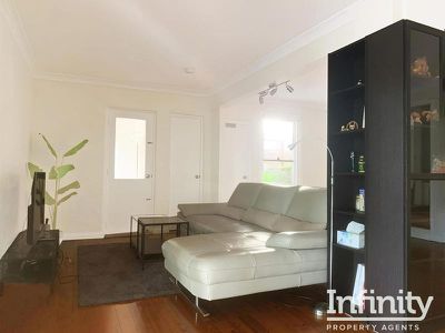 77 Shirley Road, Roseville