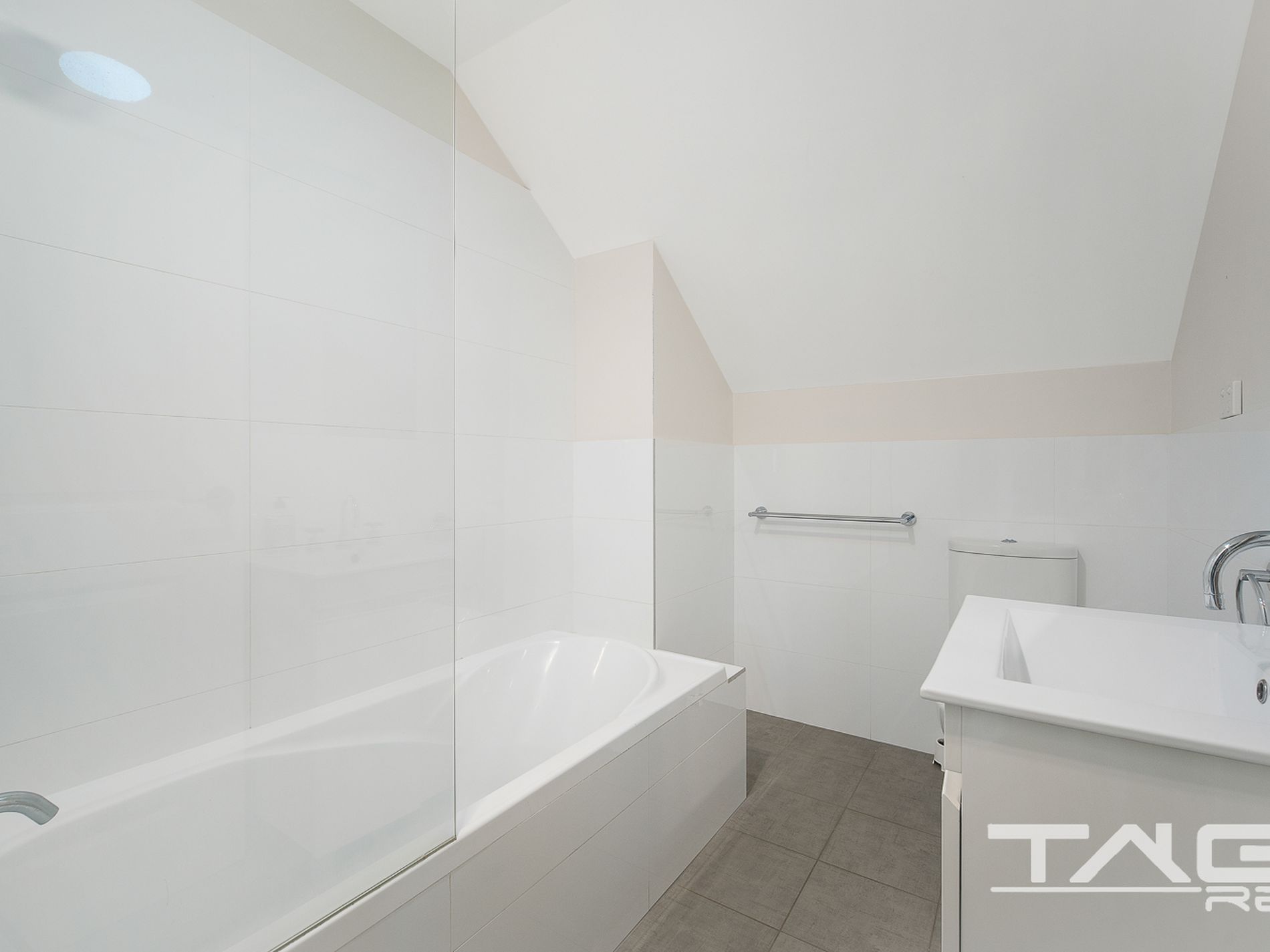 1 / 77 Australia Street, St Marys