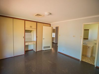 3 Bondini Drive, Newman