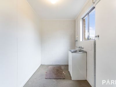 2 / 18 Guilford Road, Riverside