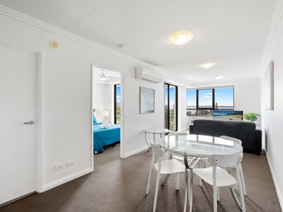 19 / 136 Marine Parade, Southport