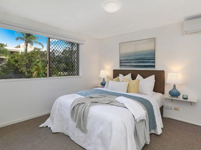 6 / 70-74 Parkyn Parade, Mooloolaba