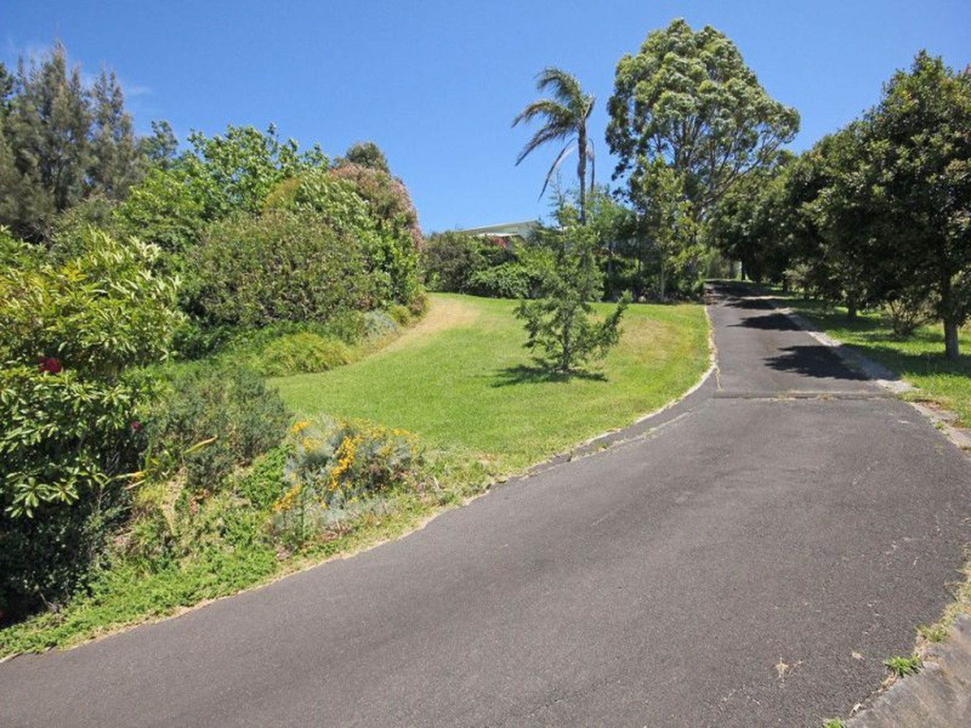 77 Garrads Lane, Milton