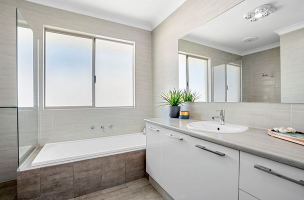 43 Holloways Ridge, Secret Harbour