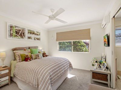 12 / 4 Riverstone Court, Tewantin