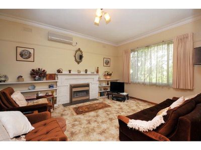 5 Lindsay Street, Kangaroo Flat