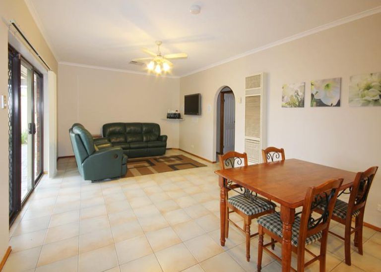 41 Glenthorn Crescent, O'halloran Hill