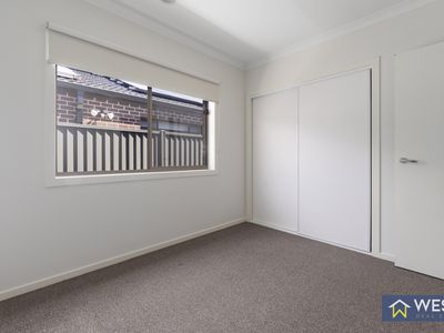 63 Diamond Parade, Cobblebank