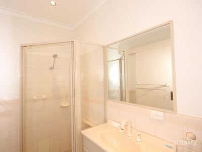 3 / 1 Robert Street, Como