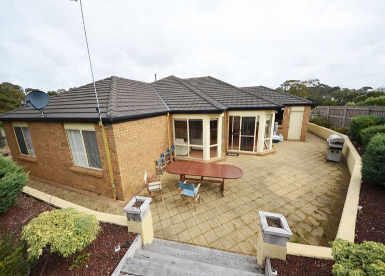 11 Webb Court, Portland