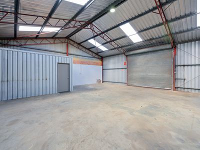 32 Wandeara Crescent, Mundaring