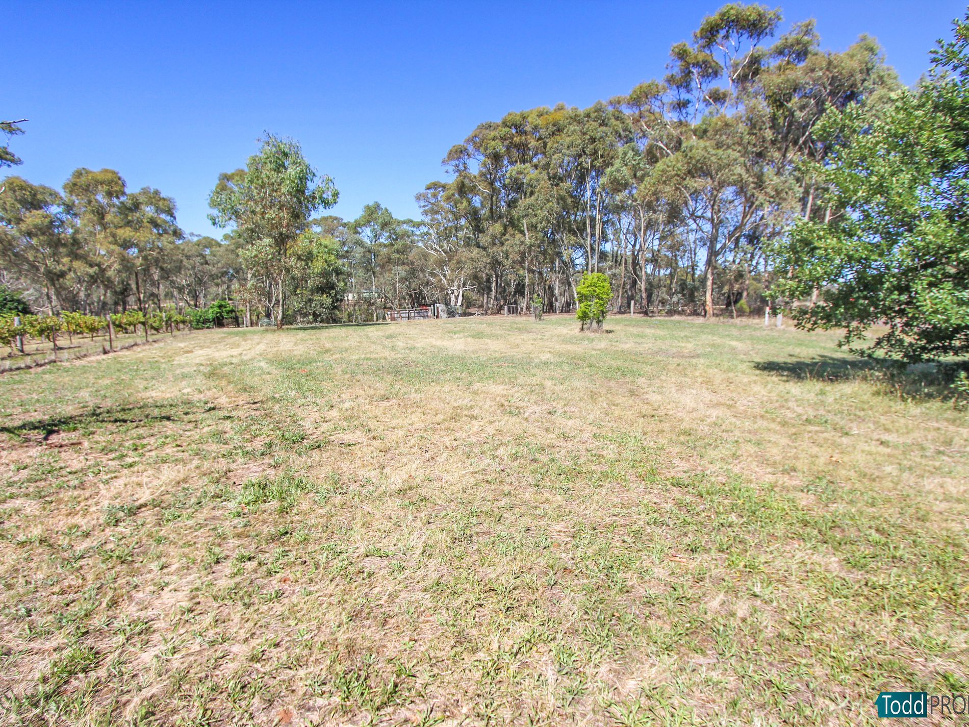 2 Ellis Road, Heathcote