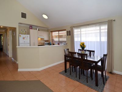 7A Carlyle Court, Boulder