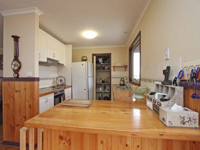 2125 Elmore-Raywood Road, Kamarooka