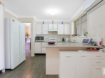 3 / 8-10 Bromley Court, Lake Haven