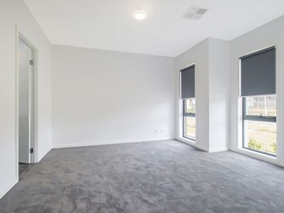 4 Wear Street, Oran Park