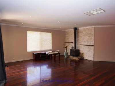 32 Ripplevale Circle, Carramar
